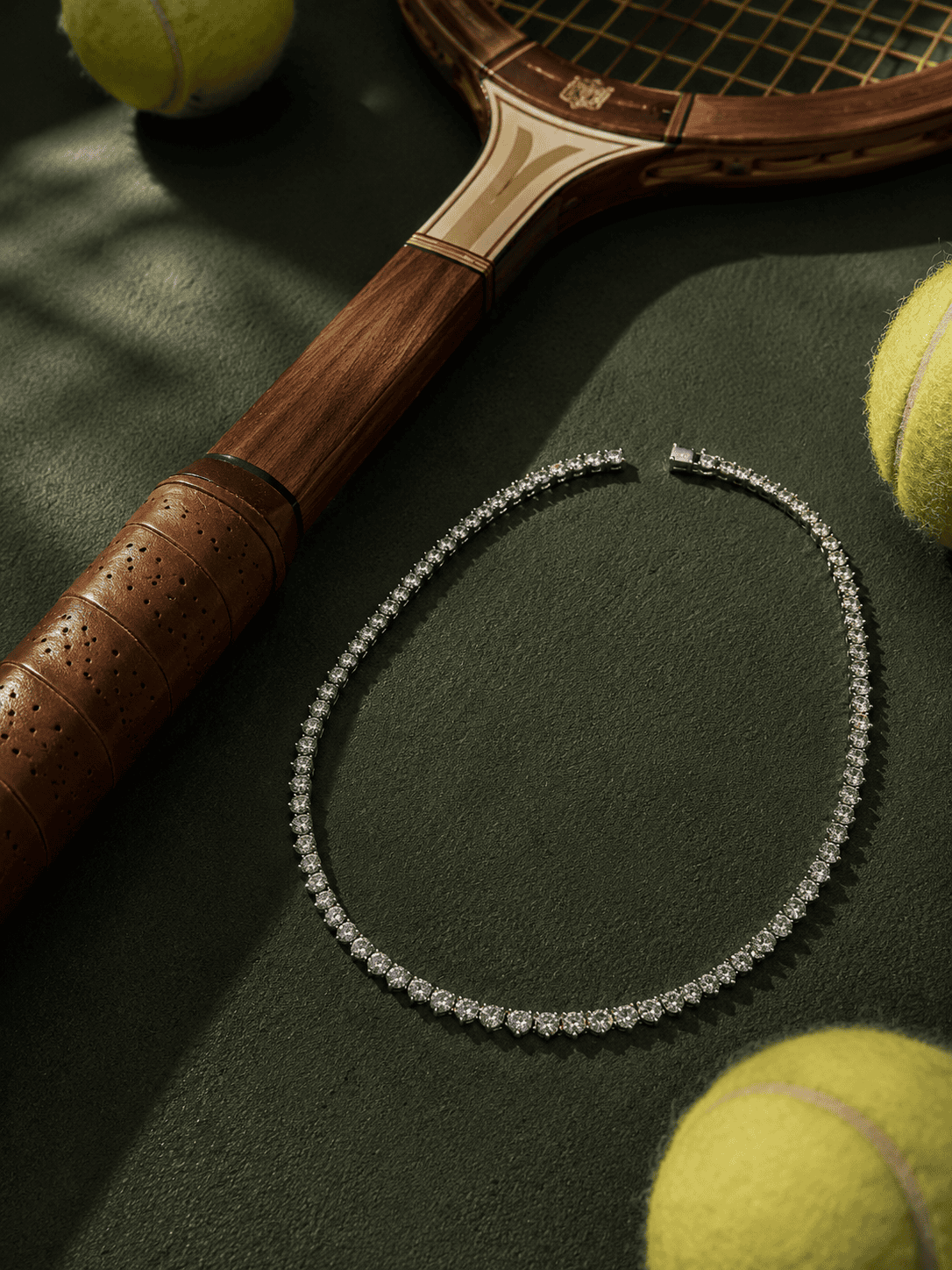 Micro-Tolerances: Why Off-the-Shelf Tennis Bracelets Never Fit Quite Right